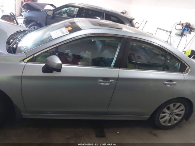 Subaru Legacy 2.5i Premium Image 18