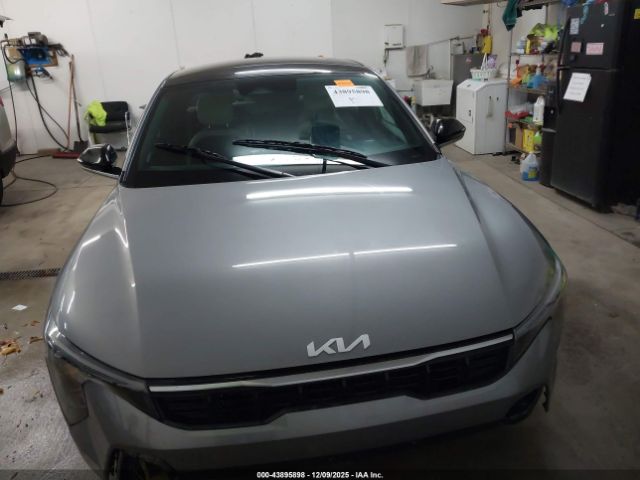 Kia K4 Gt-line Image 8