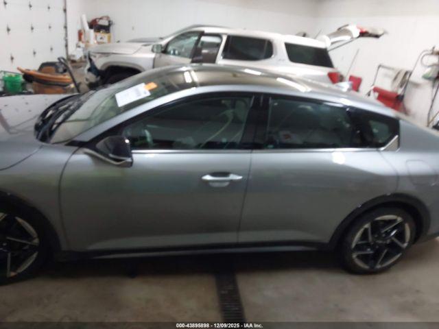 Kia K4 Gt-line Image 11