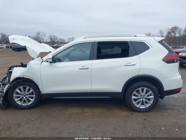 Nissan Rogue Sv Intelligent Awd Image 13