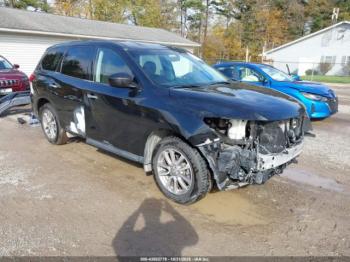  Salvage Nissan Pathfinder