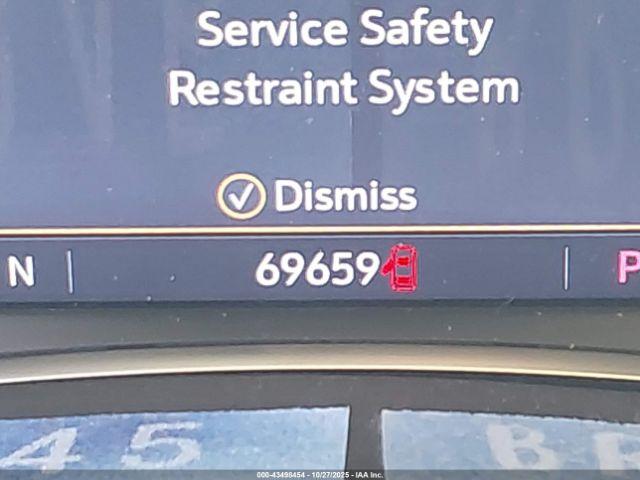 Chevrolet Equinox Awd Lt Image 11