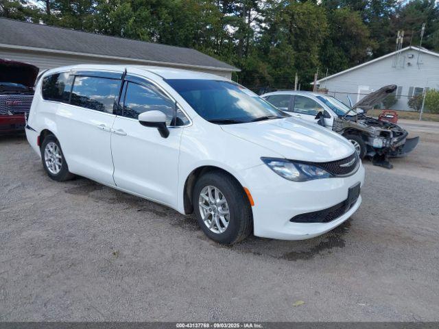  Salvage Chrysler Voyager
