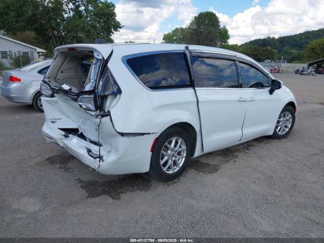 Chrysler Voyager Lx Image 4