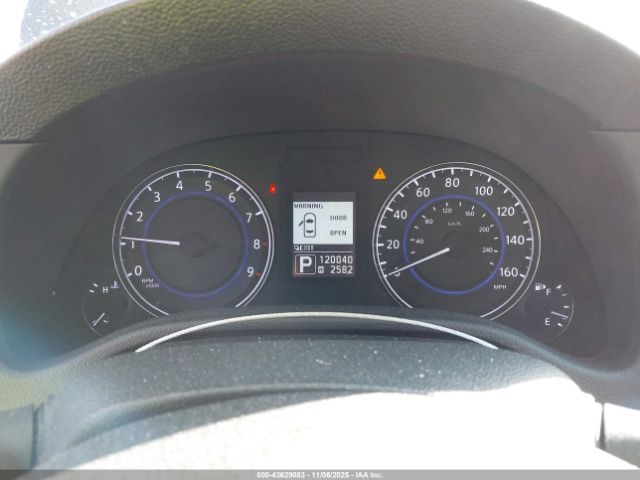 INFINITI G37x Image 15