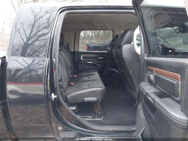 Ram 3500 Laramie Image 4