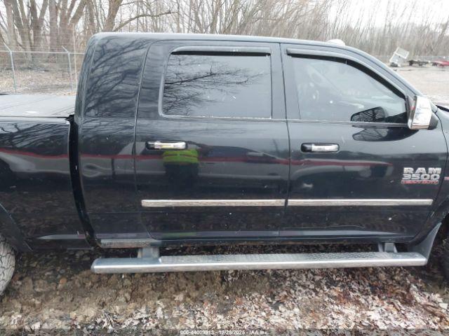 Ram 3500 Laramie Image 15