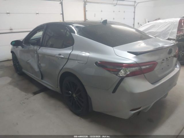 Toyota Camry Xse Image 15
