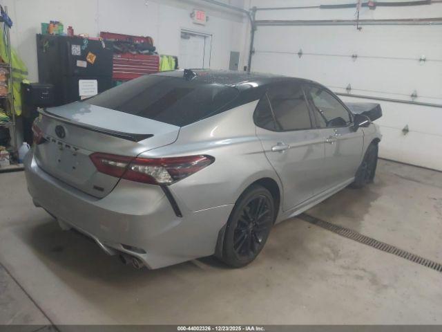 Toyota Camry Xse Image 12