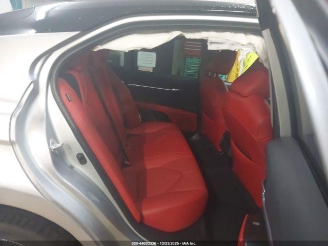 Toyota Camry Xse Image 9