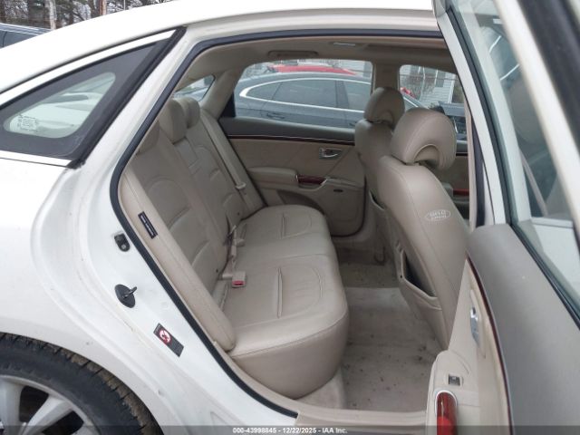 Hyundai Azera Image 10