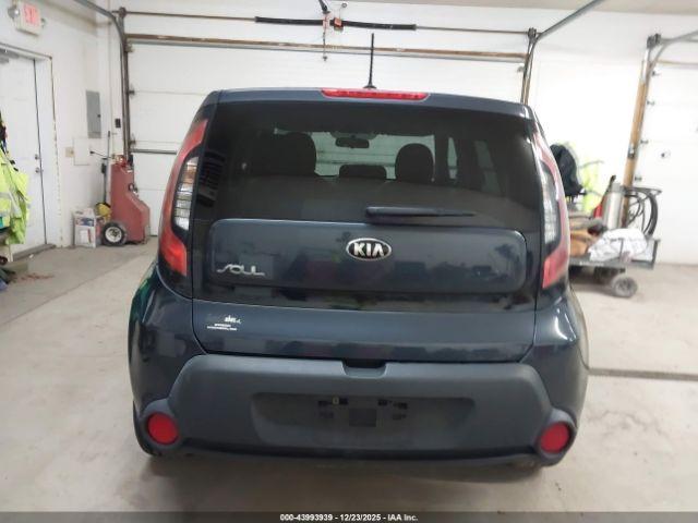 Kia Soul + Image 14