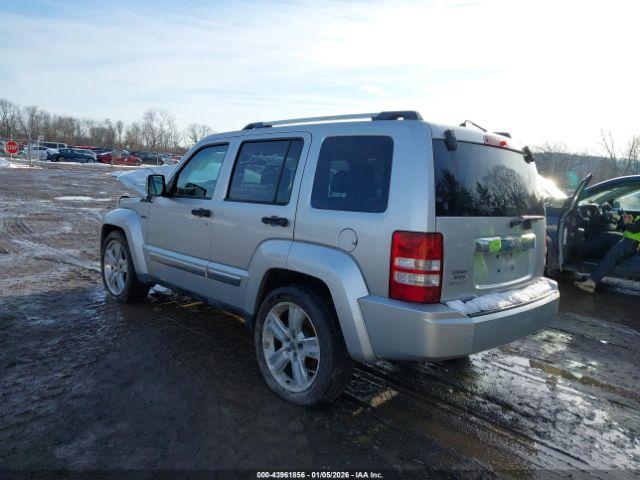 Jeep Liberty Sport Image 4