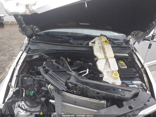 Jeep Liberty Sport Image 9