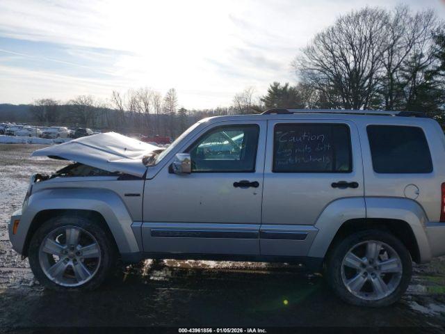 Jeep Liberty Sport Image 13