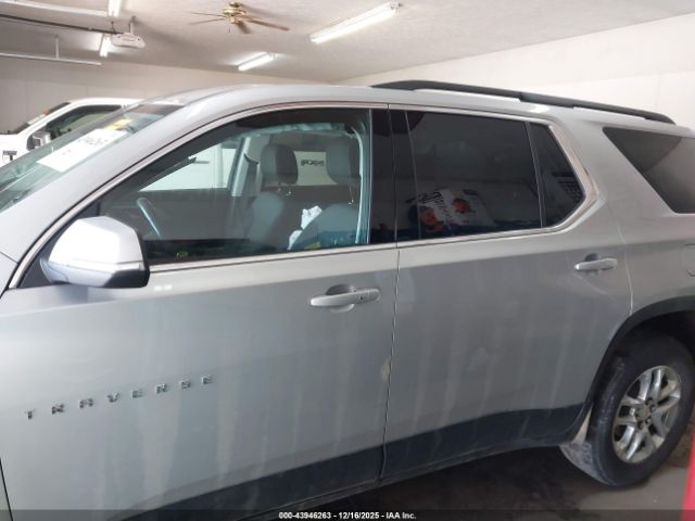 Chevrolet Traverse Fwd Lt Cloth Image 3