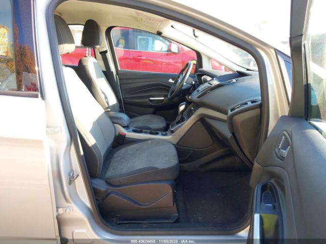 Ford C-MAX Hybrid Se Image 8