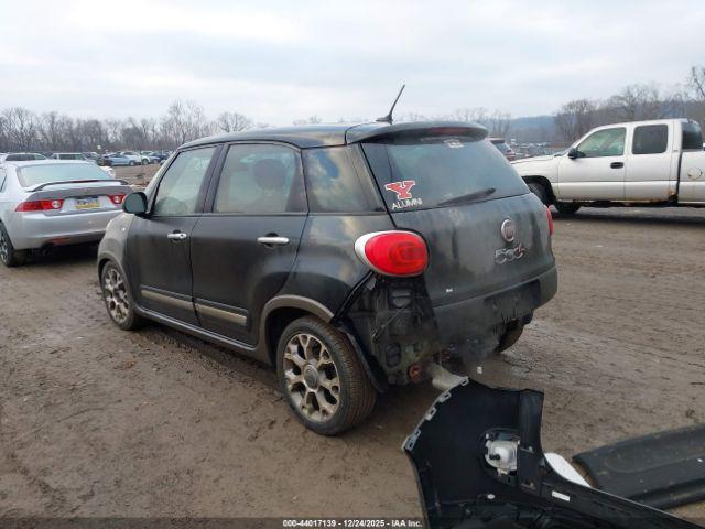FIAT 500L Trekking Image 3